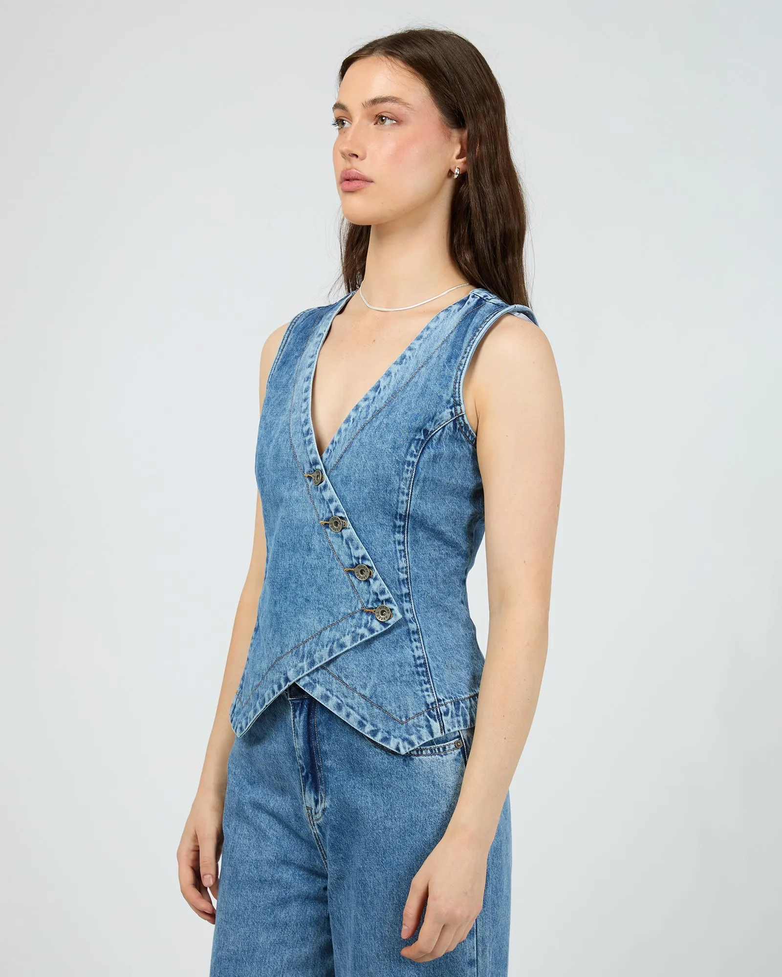 Aster Vest Mid Blue