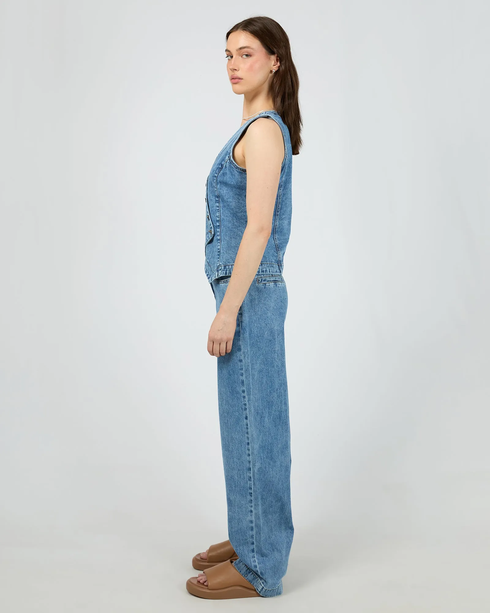 Aster Vest Mid Blue