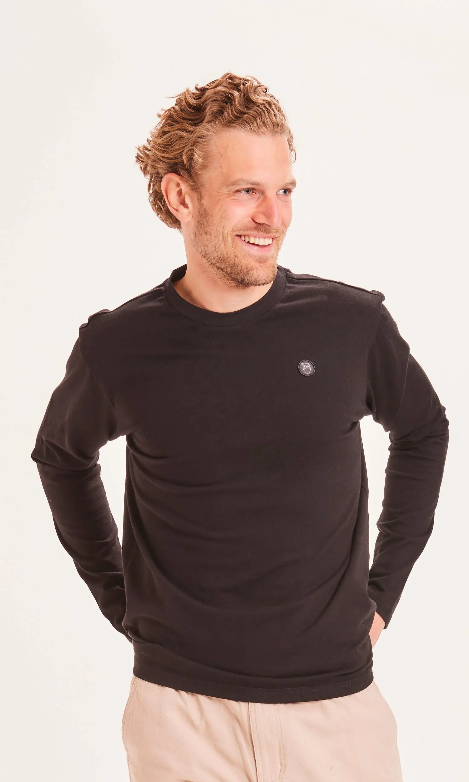 Badge long sleeve - Black Jet Knowledge Cotton