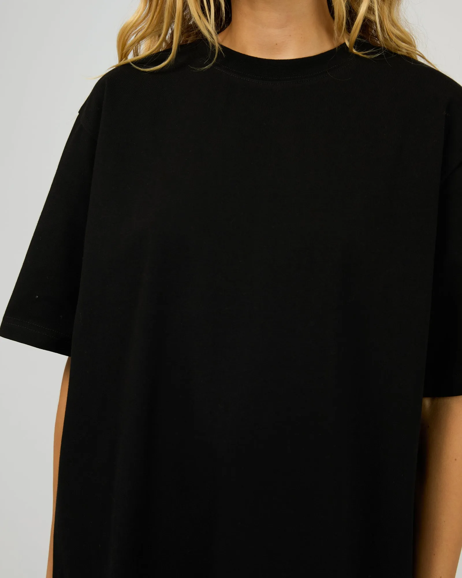 Core Oversized Tee Black