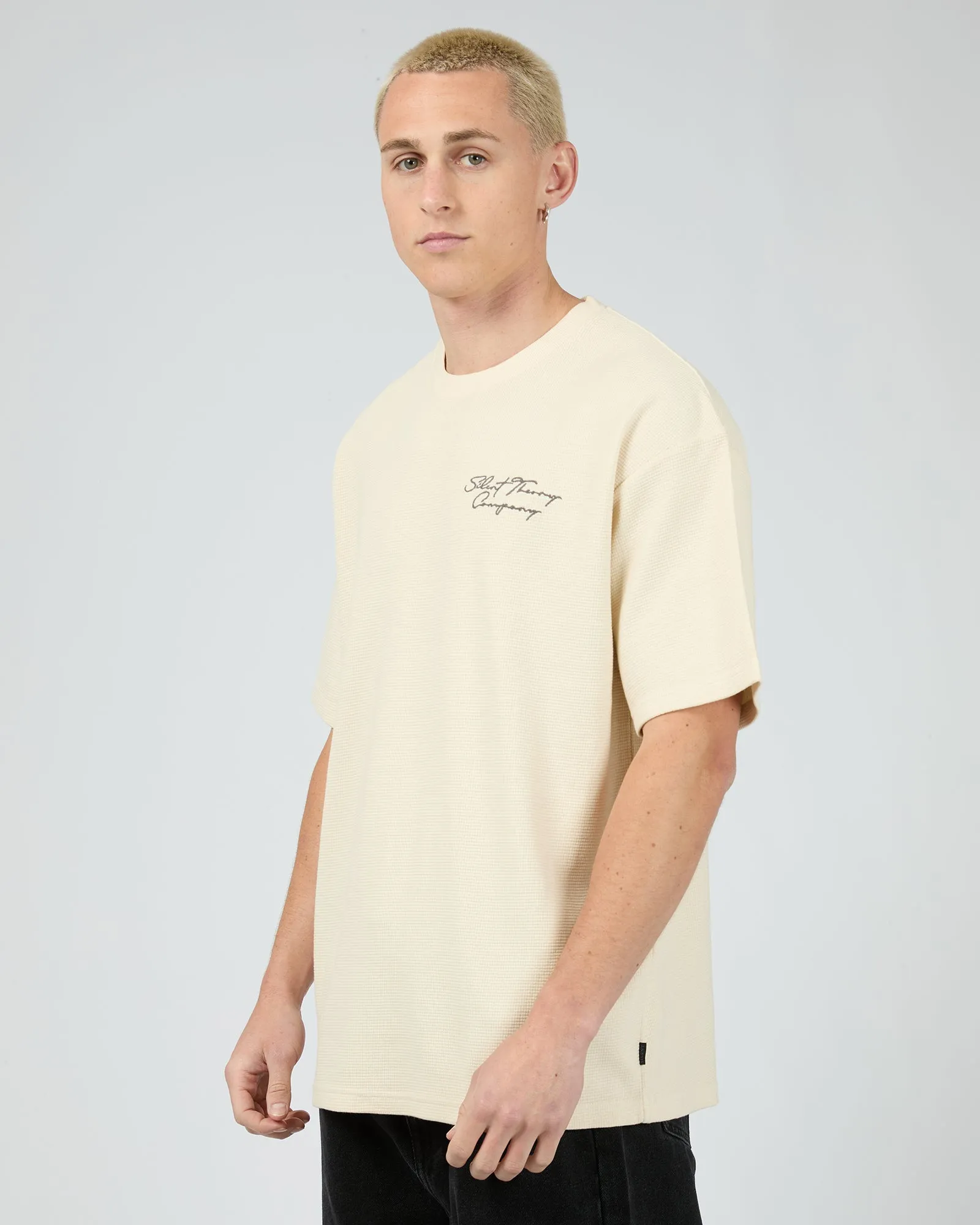 Critical Script Tee Natrual
