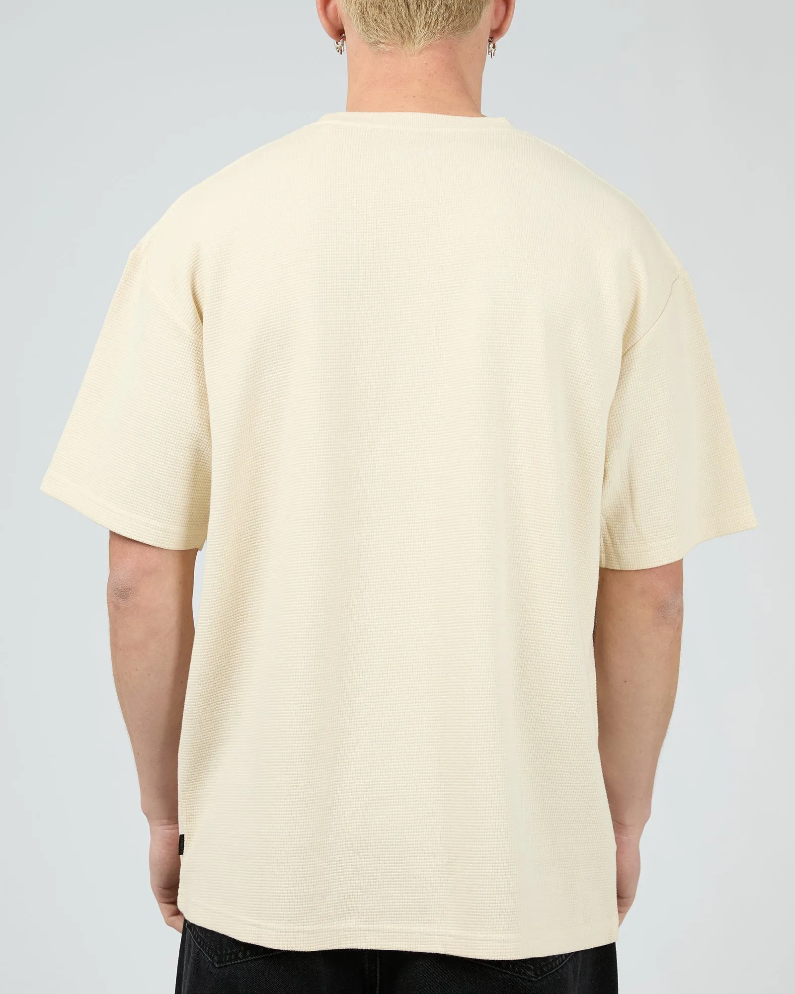 Critical Script Tee Natrual