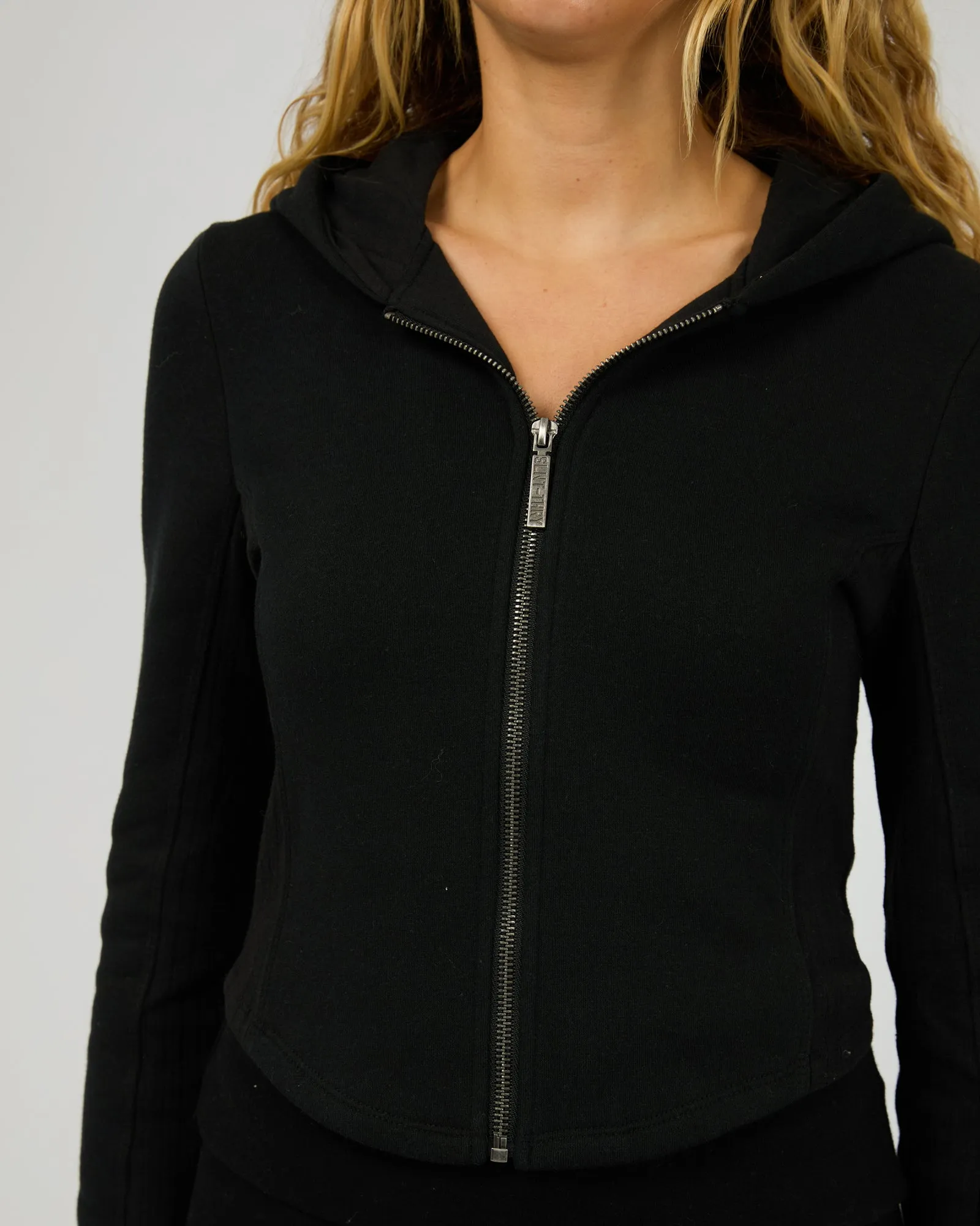 Dua Zip Thru Black