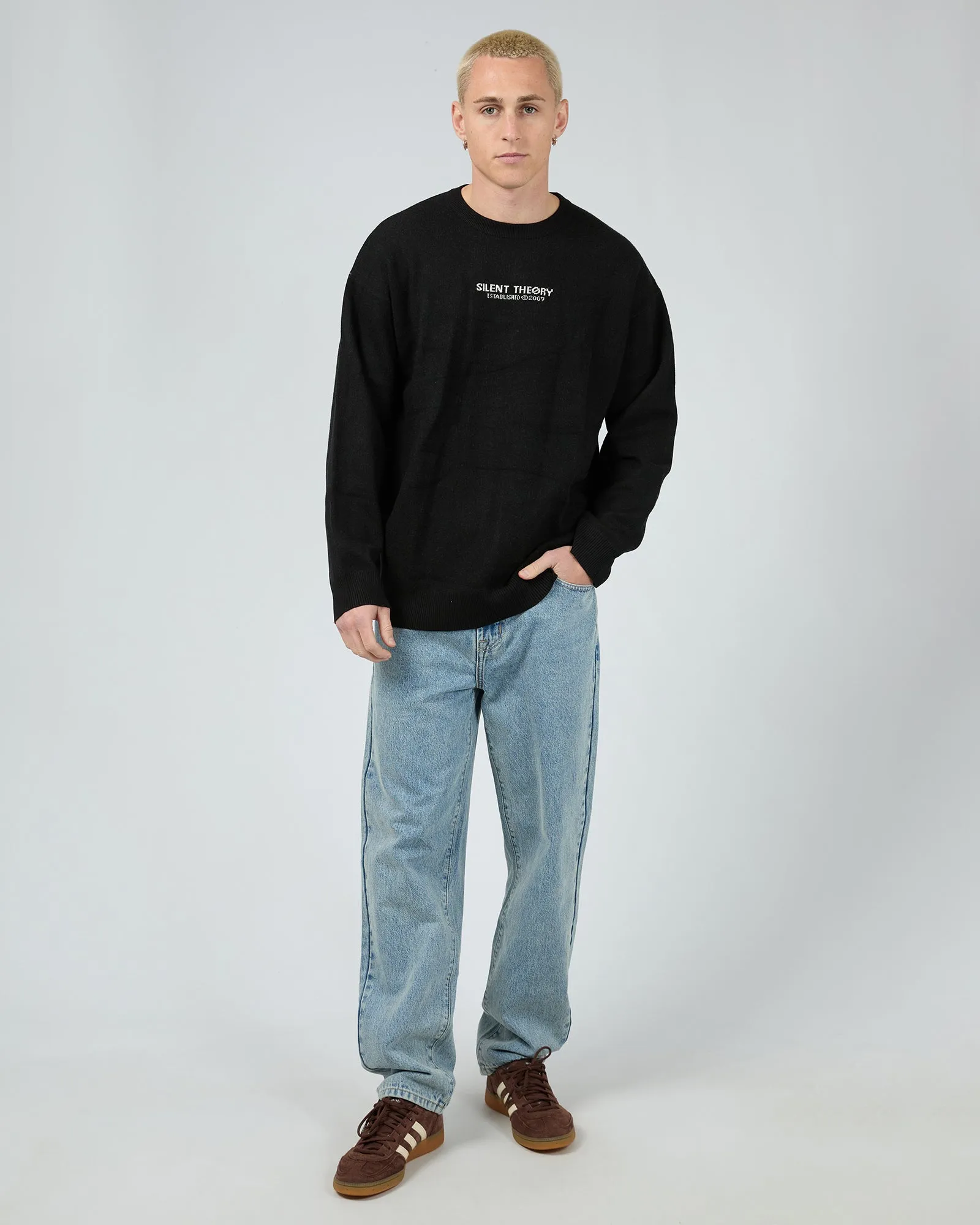 Essential Knit Black