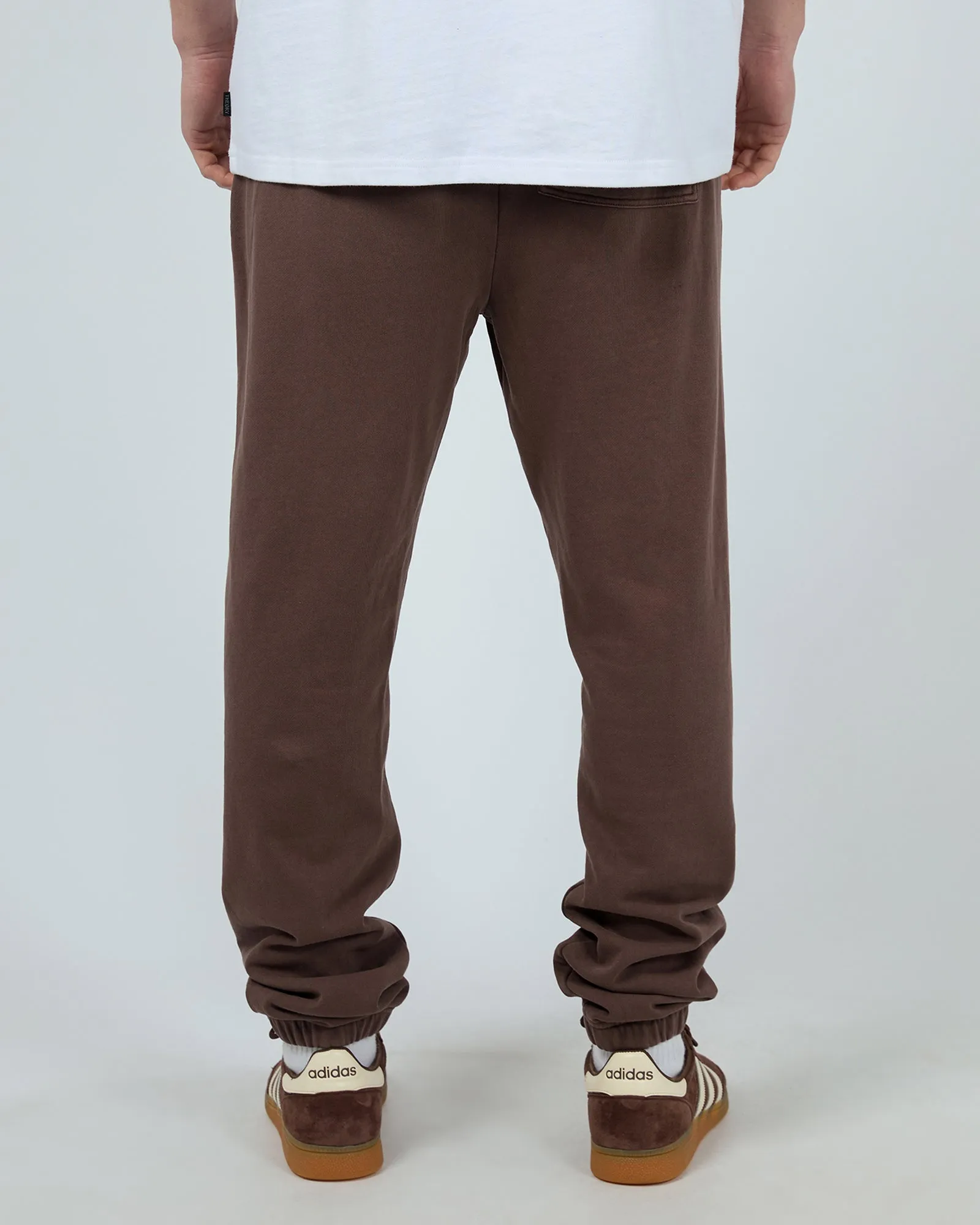 Essential Theory Track Pant Chocolate