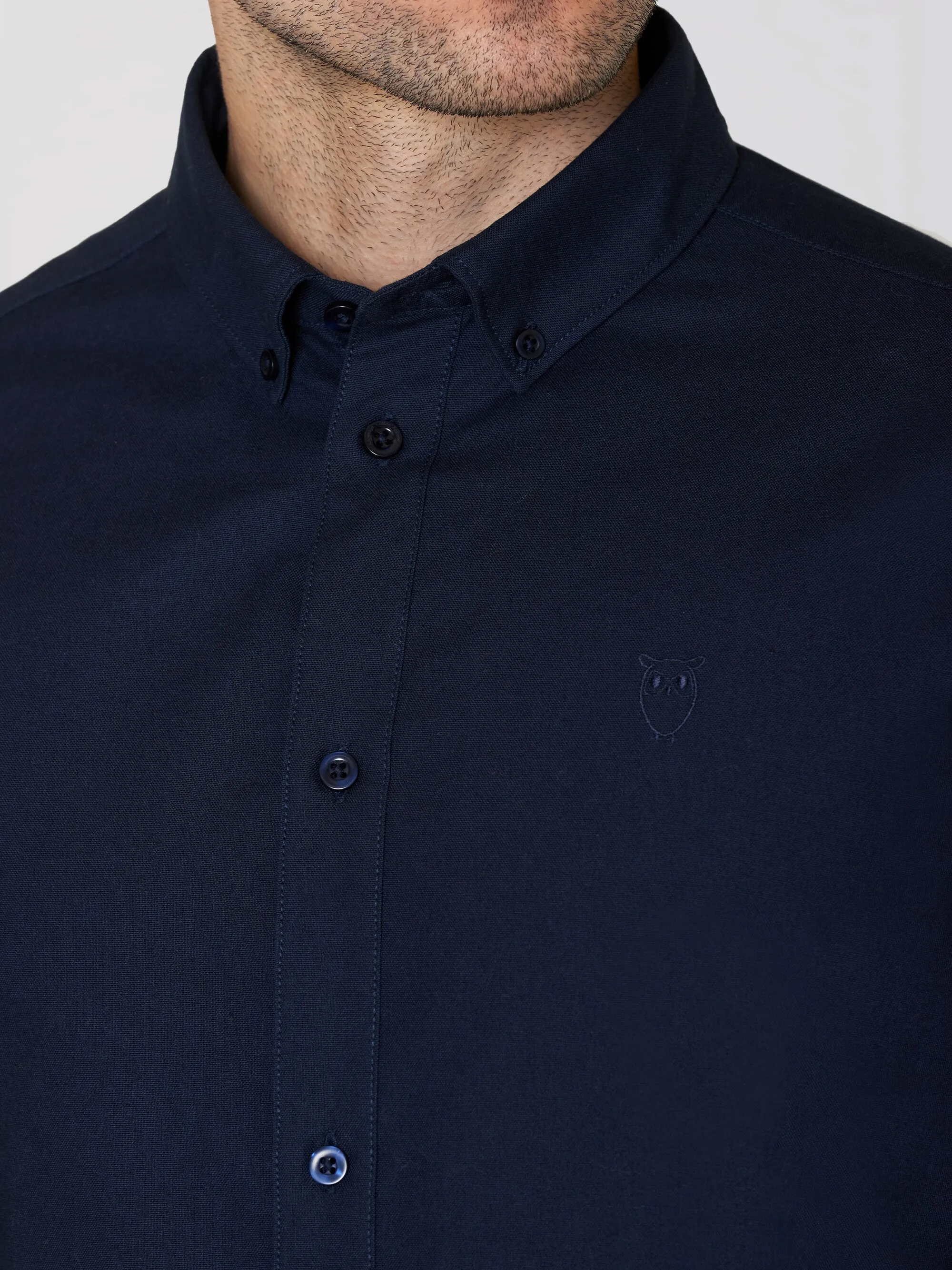 Harald Small Owl Oxford Regular Fit Shirt - GOTS/Vegan - Total Eclipse Knowledge Cotton