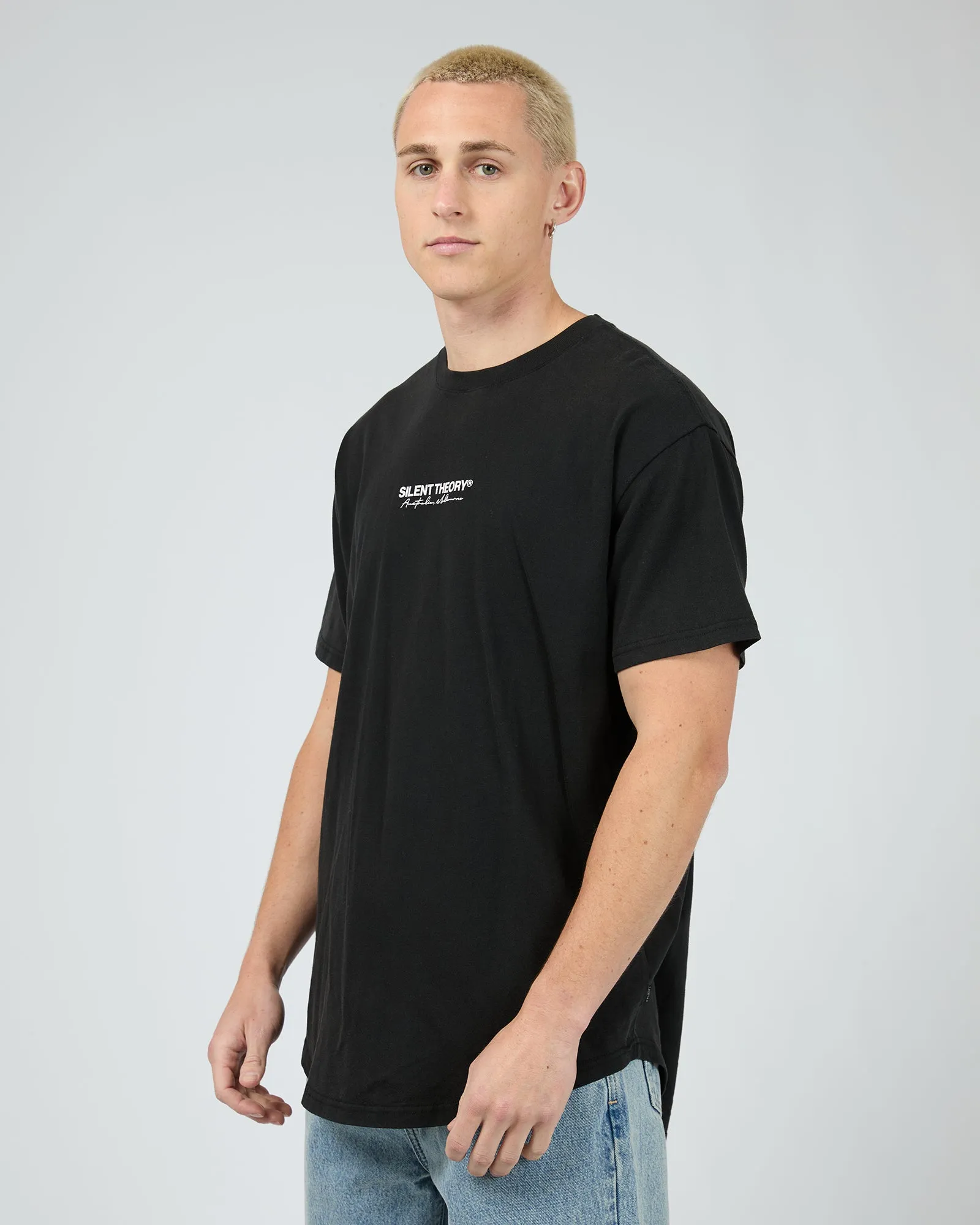 Invest Scoop Tee Washed Black