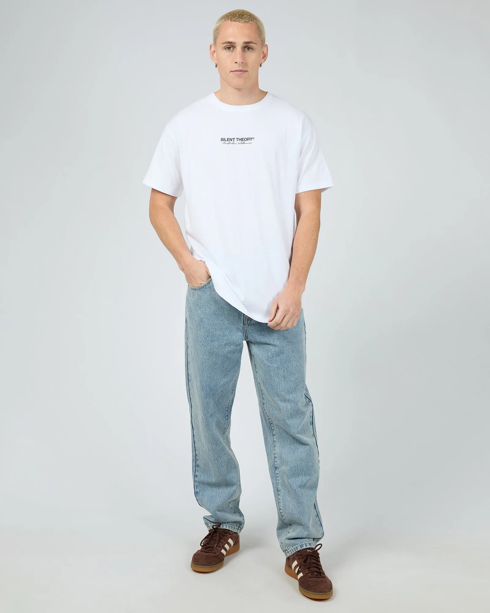 Invest Scoop Tee White