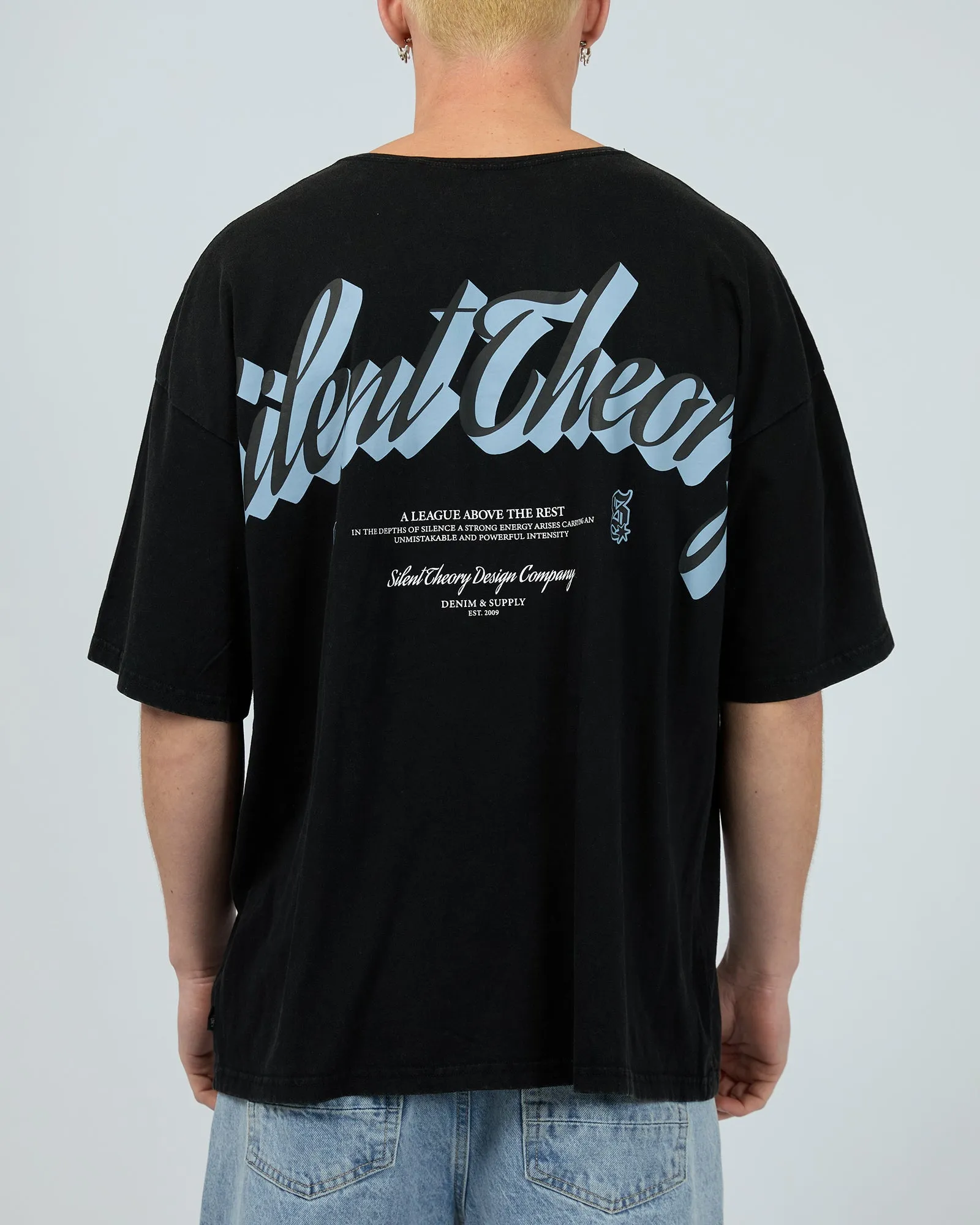 League Tee Washed Black