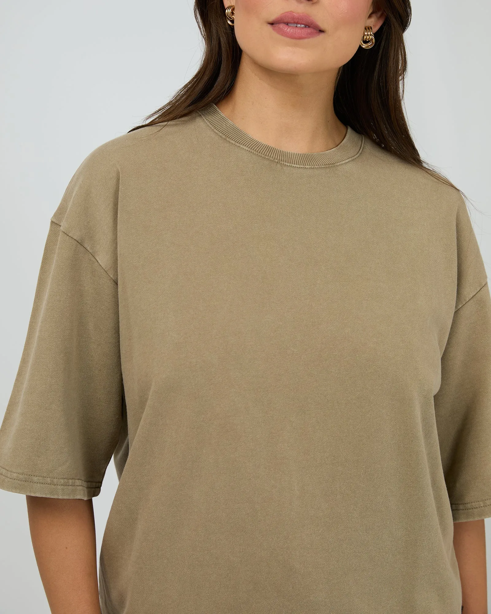 Nara Fleece Tee Olive