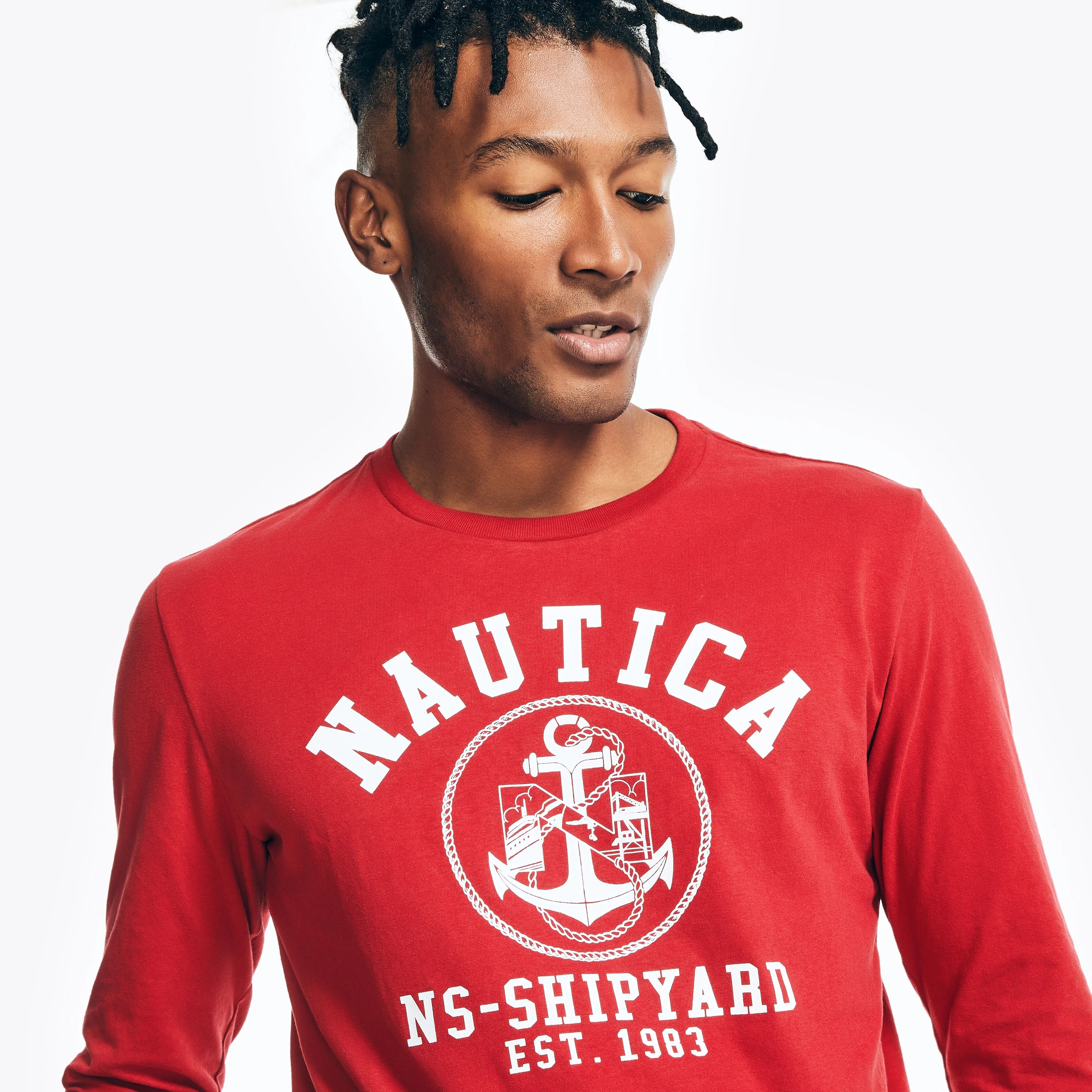 Nautica Mens Sustainably Crafted Graphic Long-Sleeve T-Shirt