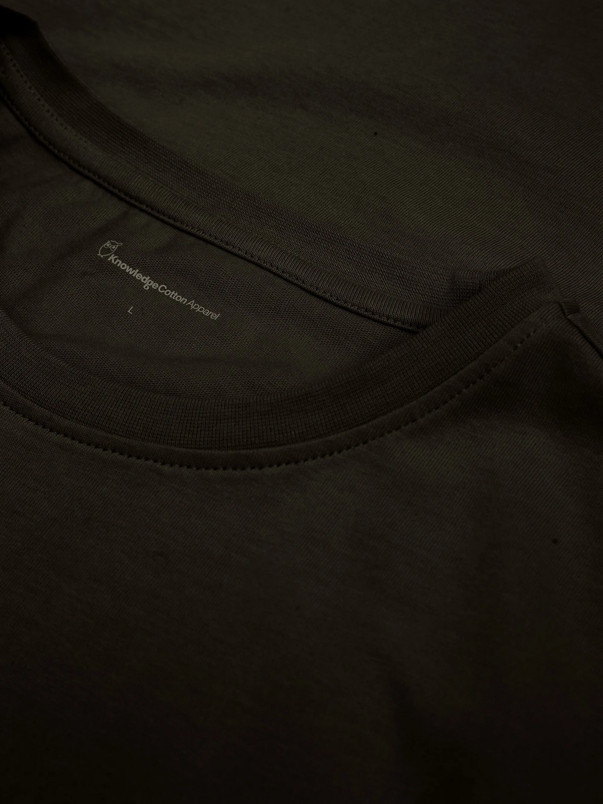 Regular fit Badge t-shirt - Green melange Knowledge Cotton