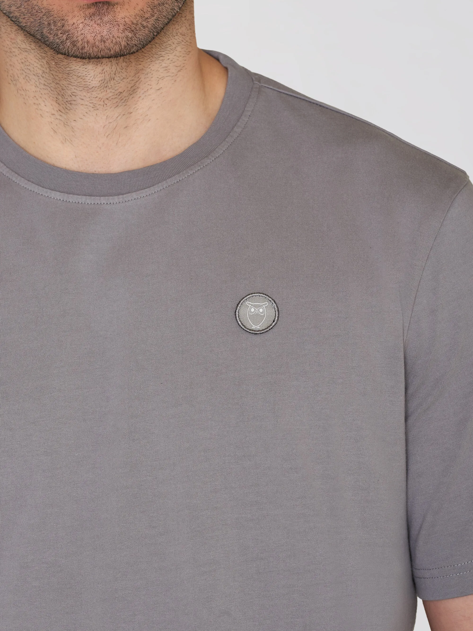 Regular fit Badge t-shirt - Sharkskin Knowledge Cotton
