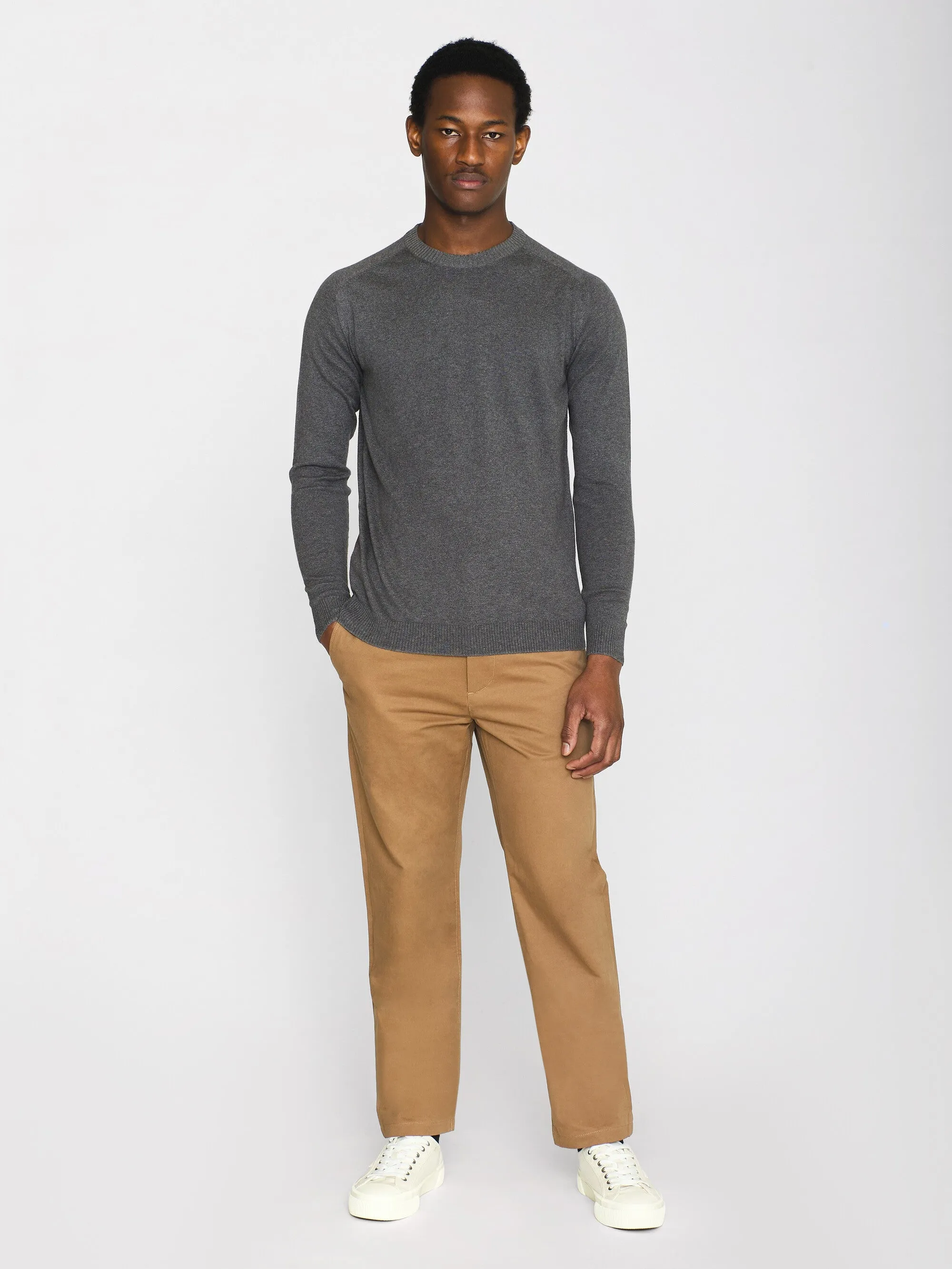 Regular merino knit crew neck - RWS - Dark Grey Melange Knowledge Cotton