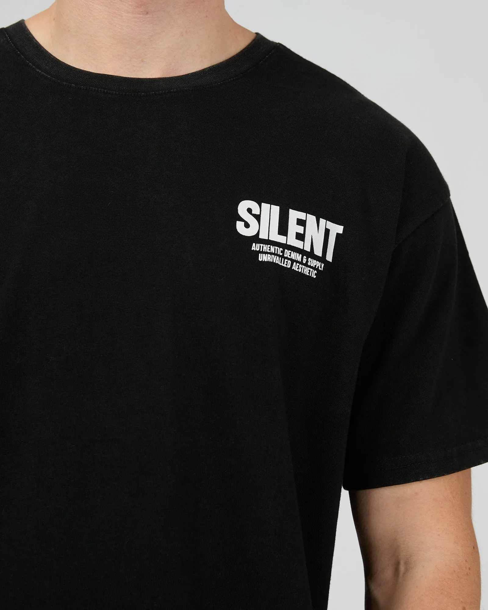 Reverse Tee Washed Black