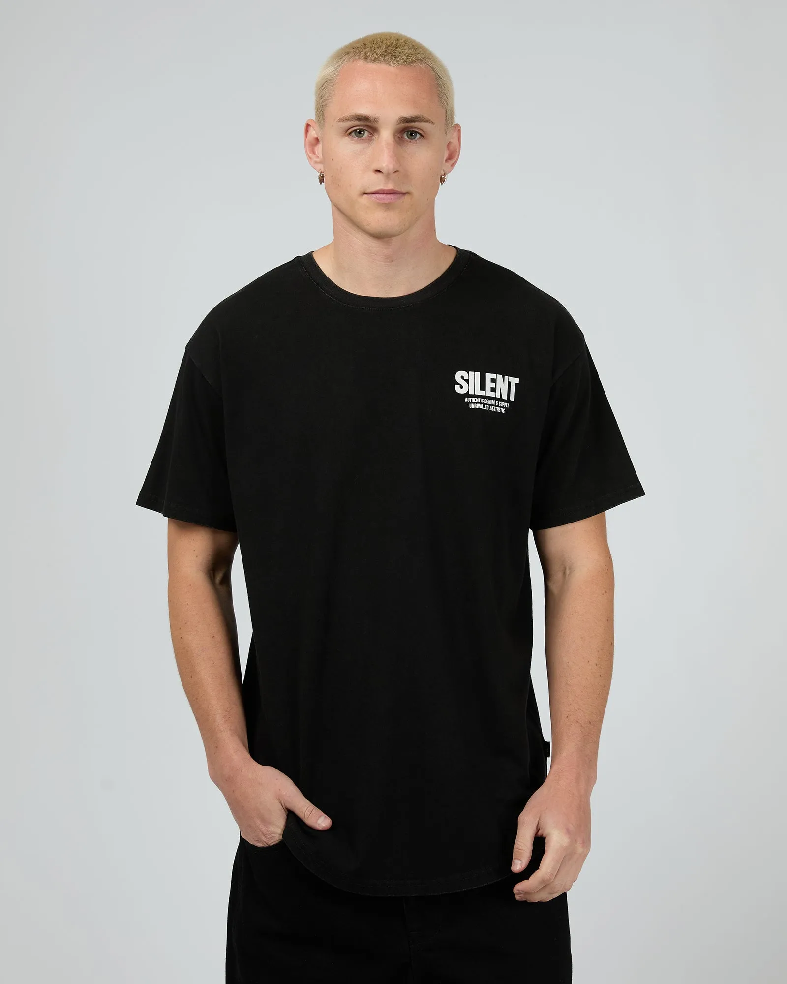Reverse Tee Washed Black