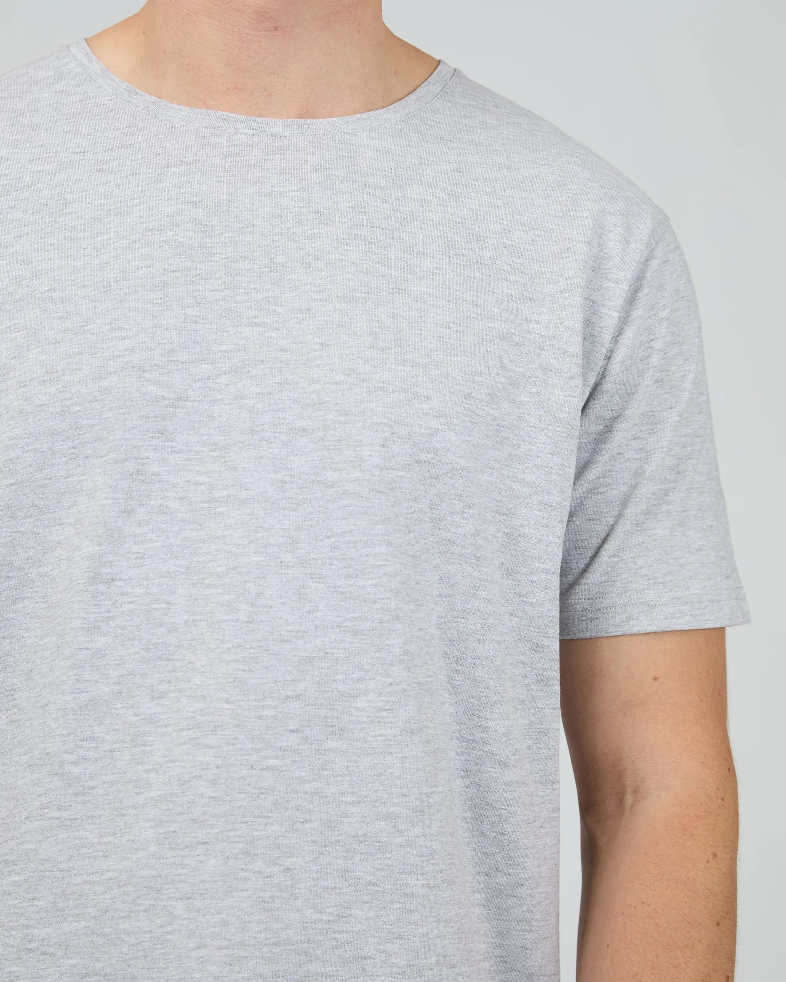 Solid Tail Tee Grey Marle