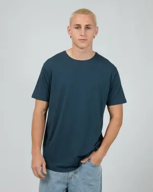 Solid Tail Tee Navy