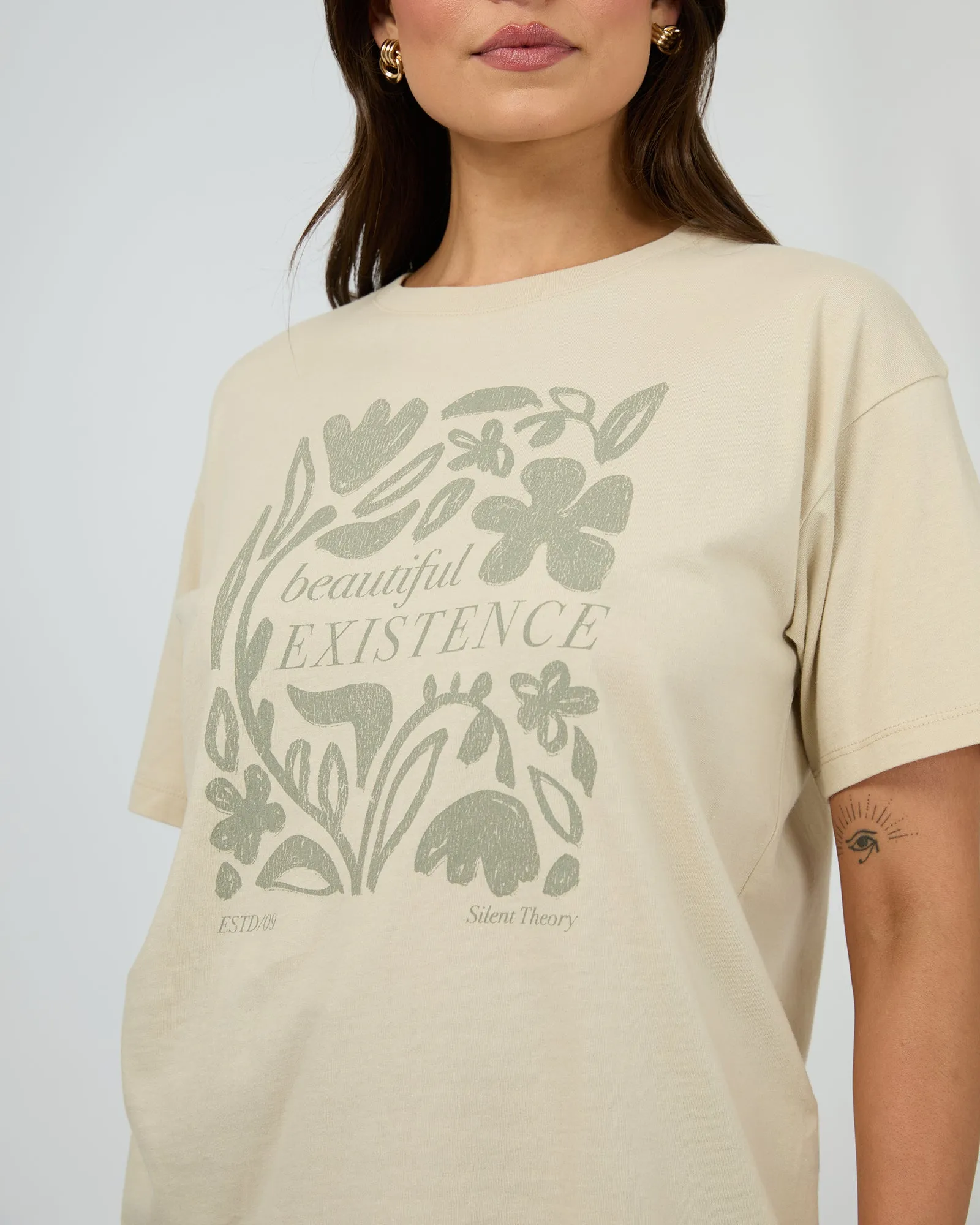 Stencil Tee Natural